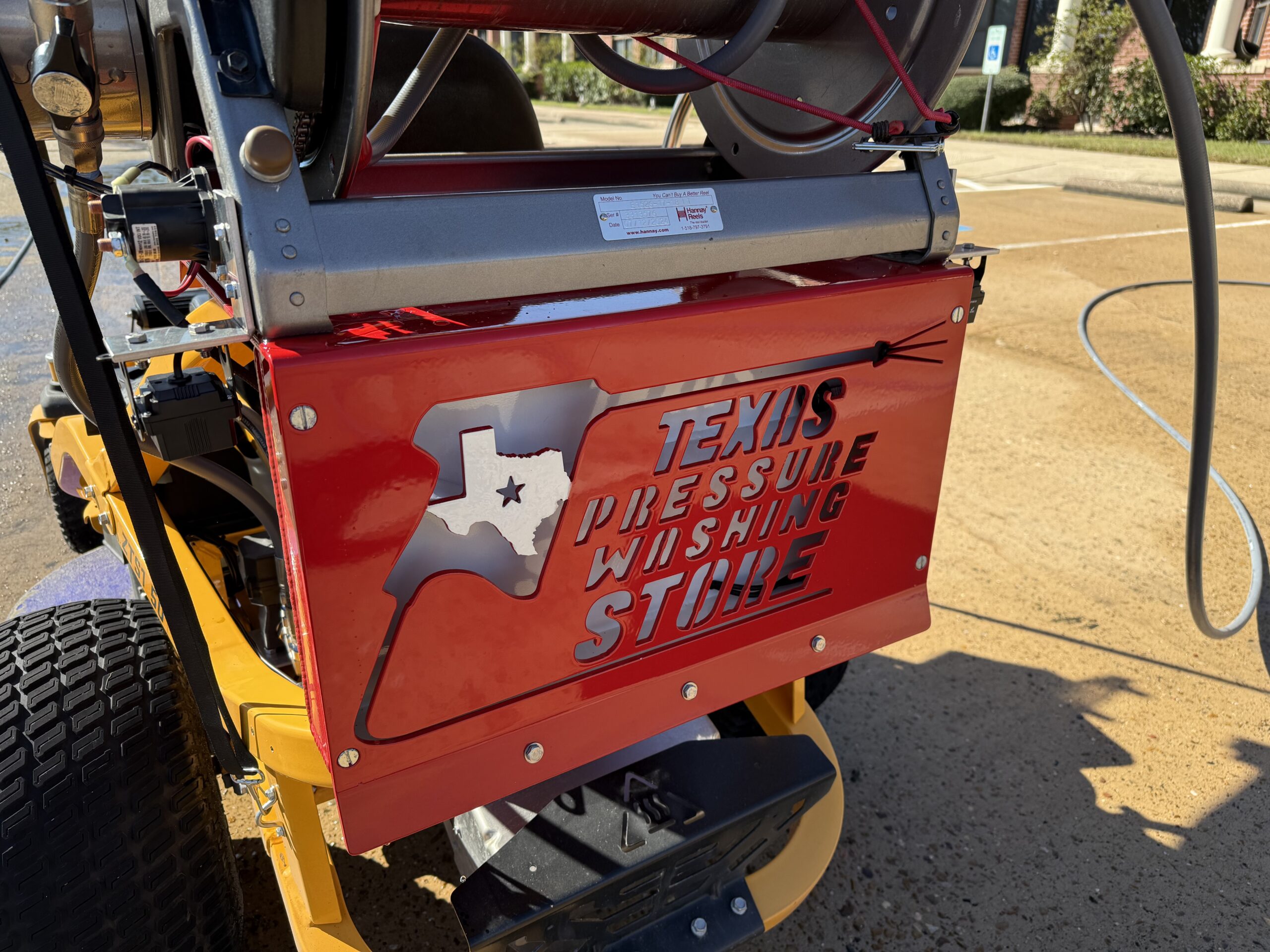 Apex Predator Ride On Surface Cleaner